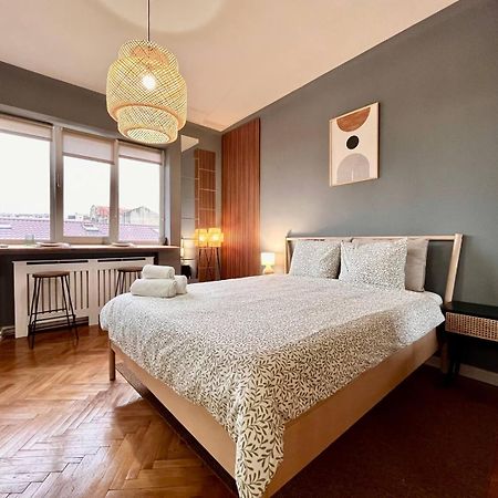 Woodie Studio With Premium Comfort By Piata Unirii Bucharest Exterior photo